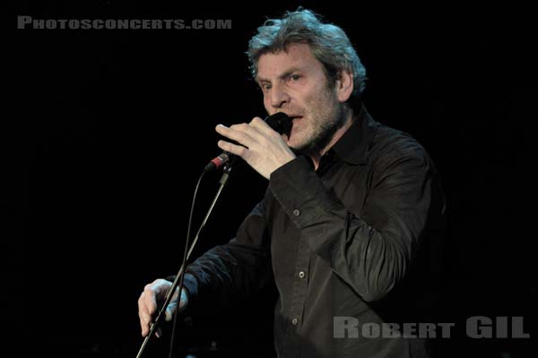 TCHEKY KARYO - 2009-03-25 - PARIS - La Maroquinerie - 